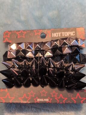 Hot Topic Black Pyramid & Spike Bracelet Set